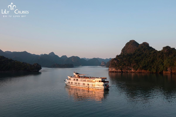 Lily Cruise Halong Bay 2 Days 1 Night - photo 4